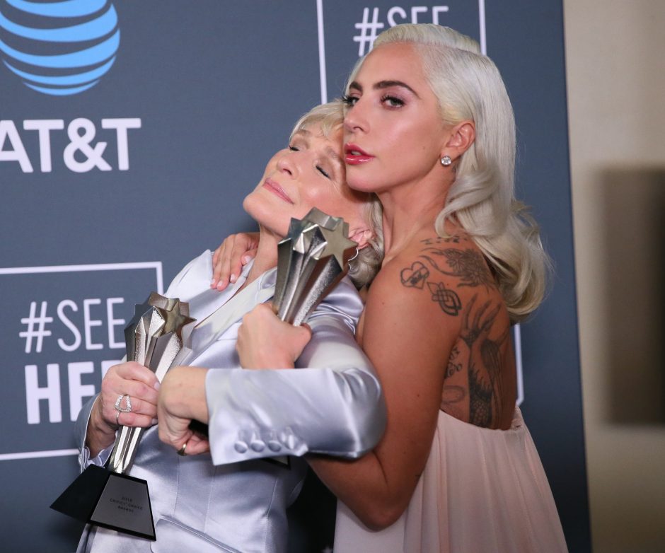 Kritikų pasirinkimo apdovanojimuose geriausia aktorė – ir G. Close, ir Lady Gaga
