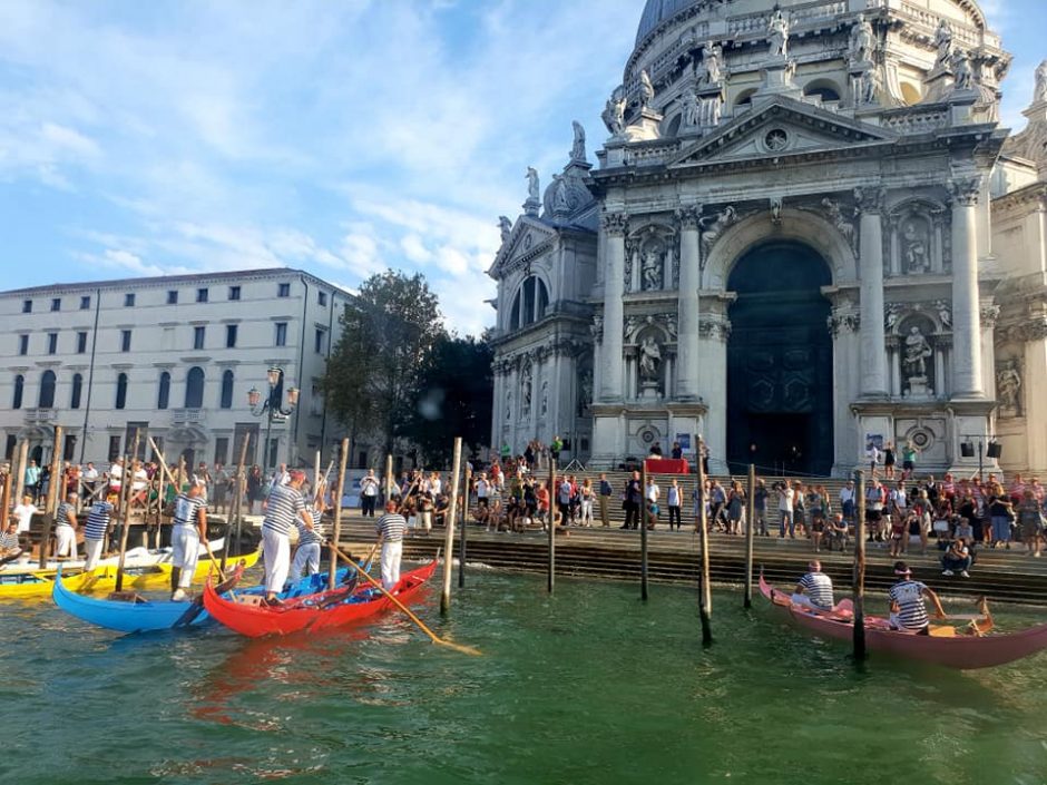 Venecijos kino festivalio žvaigždėms šukuosenas kūrė ir lietuvių stilistės