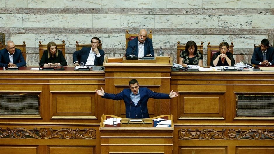Graikijos vyriausybė laimėjo balsavimą dėl nepasitikėjimo