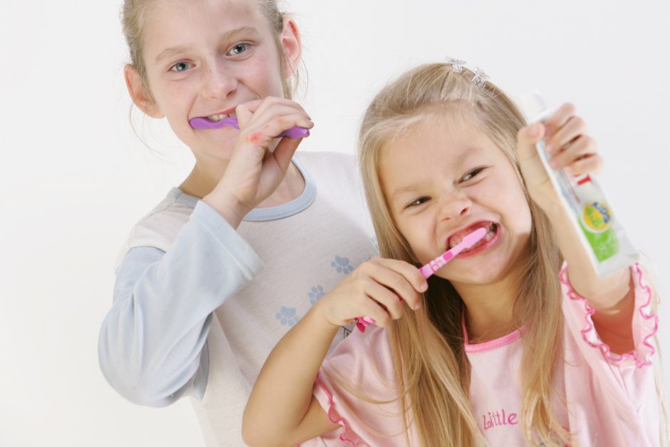 Mažylių dantukų priežiūra: mamų istorijos ir patarimai