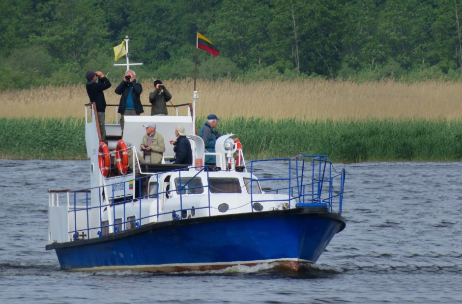 Stebėti paukščių į miškus kviečiantis M. Karlonas:  kartais žygiai būna ekstremalūs