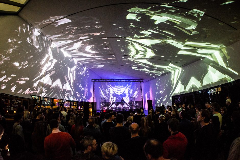 „Happyendless“ apie koncertą MO muziejuje: tai buvo didis vizualinis eksperimentas