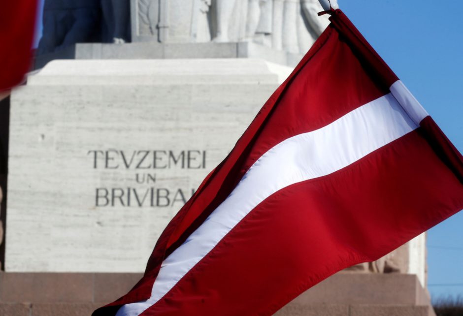 Latviai svarstys siūlymą trumpinti darbo savaitę iki 32 valandų