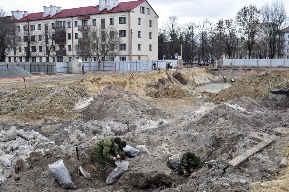 Baltarusijoje rasta Antrojo pasaulinio karo laikų kapavietė su šimtų žmonių palaikais