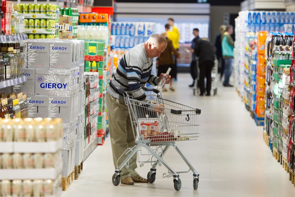 Vyriausybė sutinka didinti baudas už kenksmingus produktus (atnaujinta)