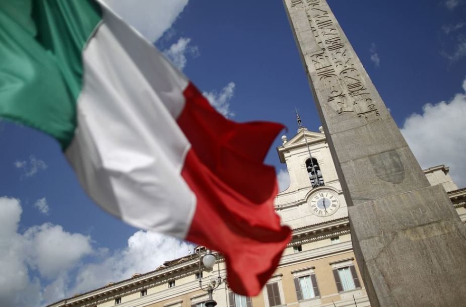 Italijoje žlugus deryboms dėl vyriausybės gresia nauji rinkimai