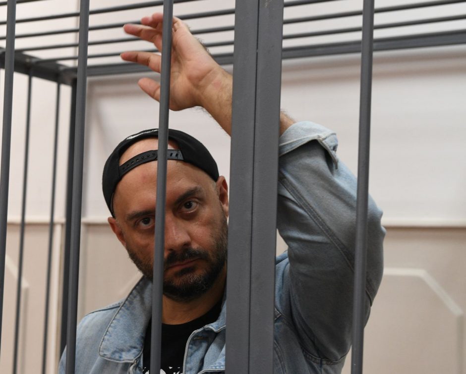 Rusija pratęsė namų areštą teatro režisieriui R. Serebrenikovui