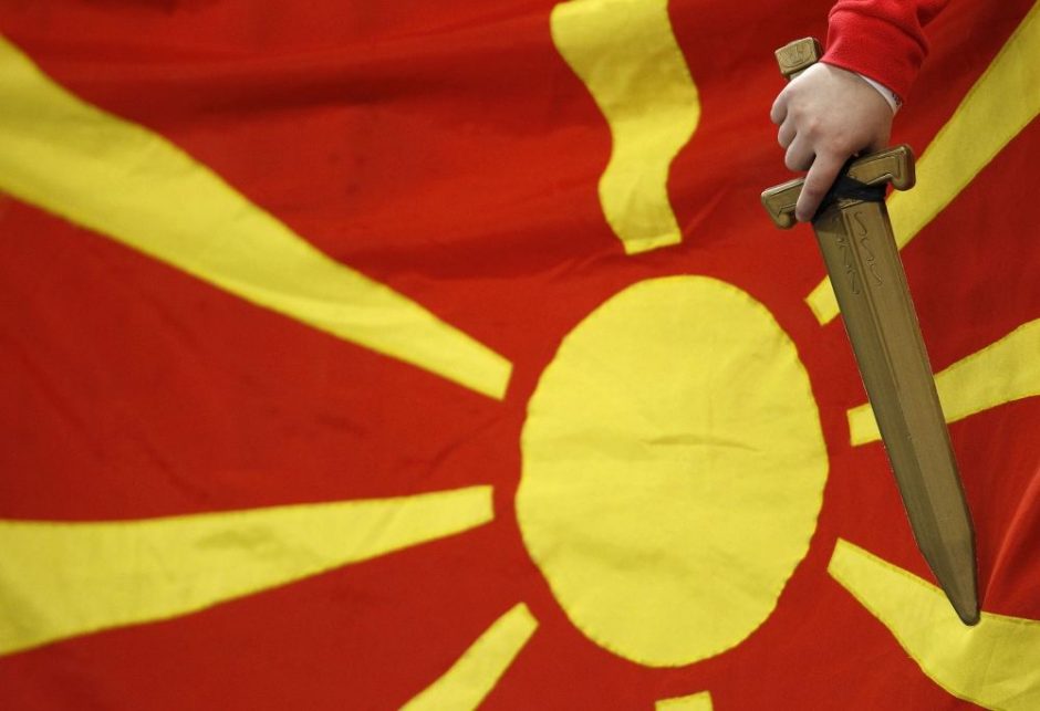 Makedonijos parlamentas balsuos dėl šalies pavadinimo pakeitimo