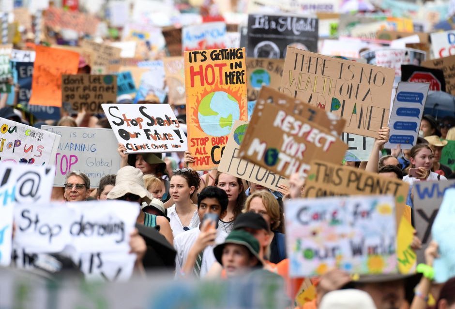 „Atsarginės planetos nėra“: prasideda pasaulinė jaunimo demonstracija už klimatą