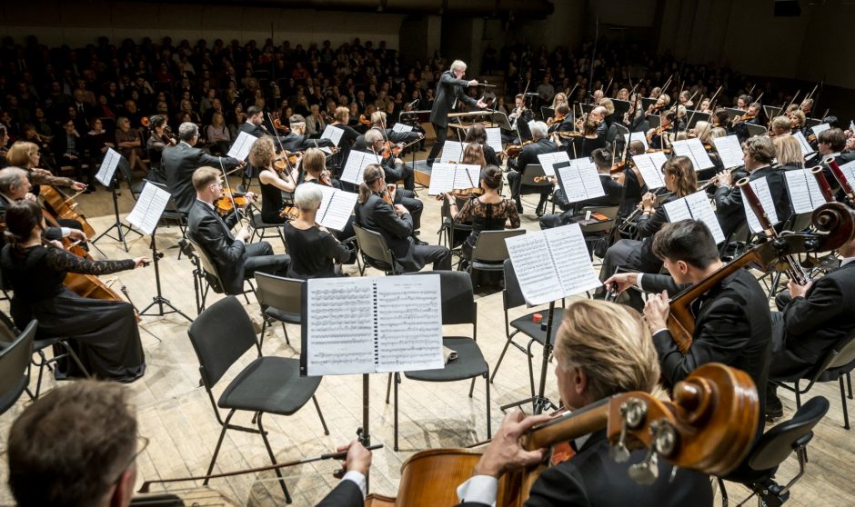Lietuvos valstybinis simfoninis orkestras sezoną užbaigs kartu su pianistu A. Paley