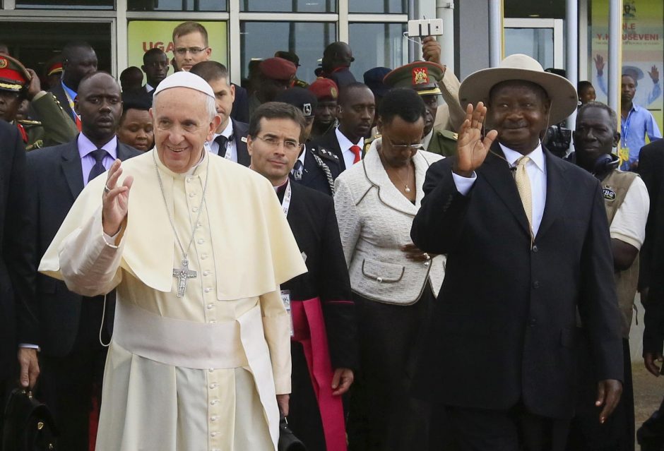 Popiežius atskrido į pavojingiausią savo planuose Afrikos šalį