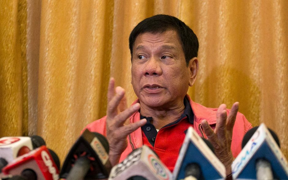 R. Duterte neatvyko į jo paskelbimo Filipinų prezidentu ceremoniją