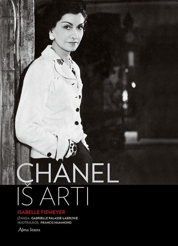 Lietuvoje pasirodė asmeniškiausia ir intymiausia knyga apie Coco Chanel