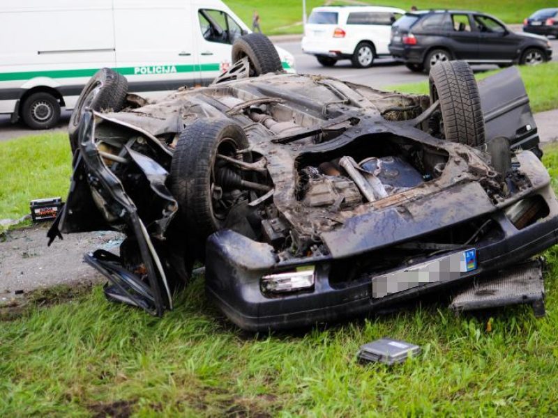 Panevėžio rajone per avariją žuvo vairuotojas