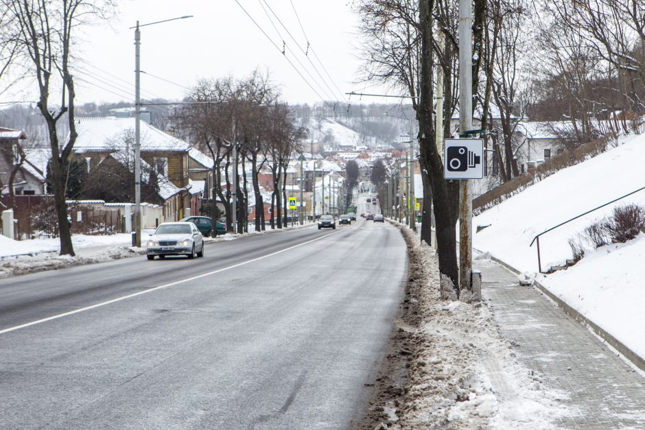 Įspėjamieji ženklai prie greičio matuoklių: testavimas baigtas, pradės bausti?