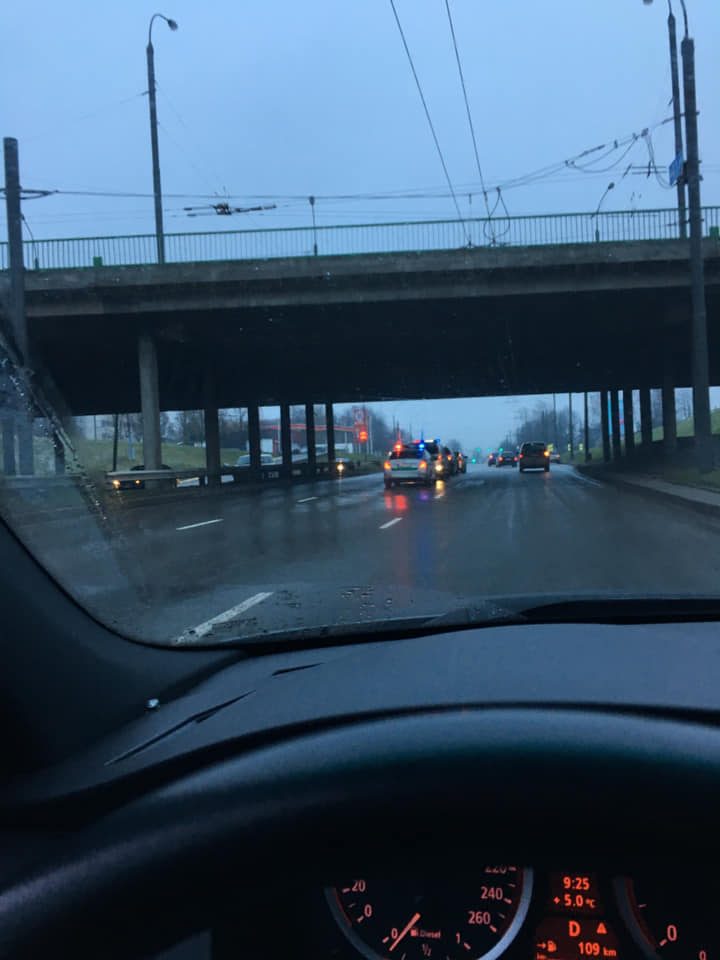 Kaune –„juodasis antradienis“ BMW vairuotojams: per avarijas apgadinti keturi