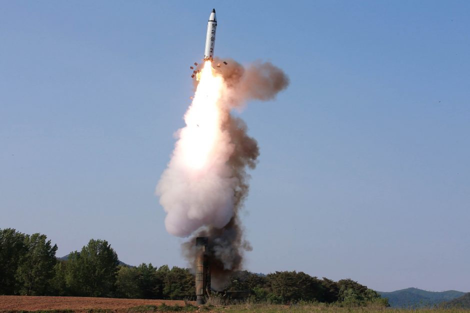 Jungtinės Tautos smerkia Pchenjano raketų bandymus