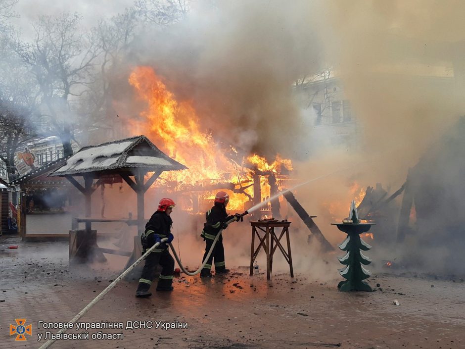 Lvovo Kalėdų mugėje nugriaudėjo sprogimas, yra sužeistųjų