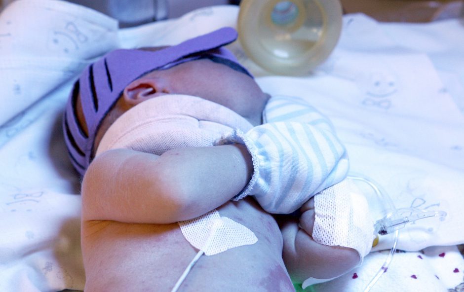 Kauno ligoninėje gydomas sunkiai sužalotas kūdikis