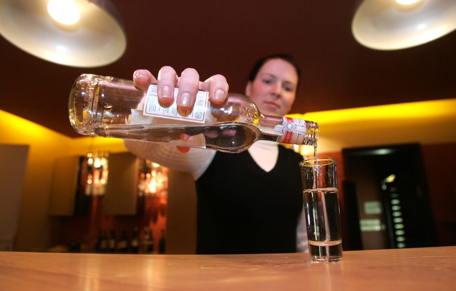 Realybė iš arti: kaip apynasris alkoholiui pakeitė parduotuvių darbo laiką