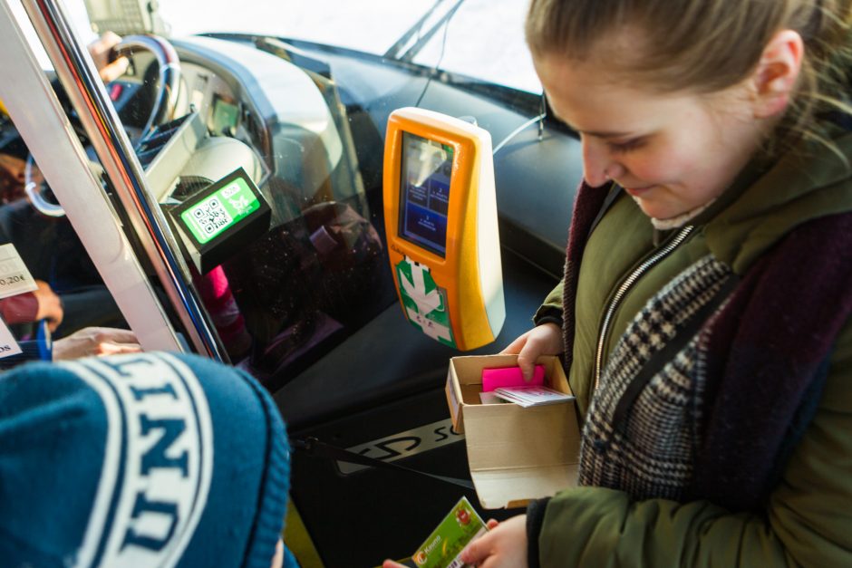 Vaikai Kelių eismo taisyklių mokysis modernioje klasėje