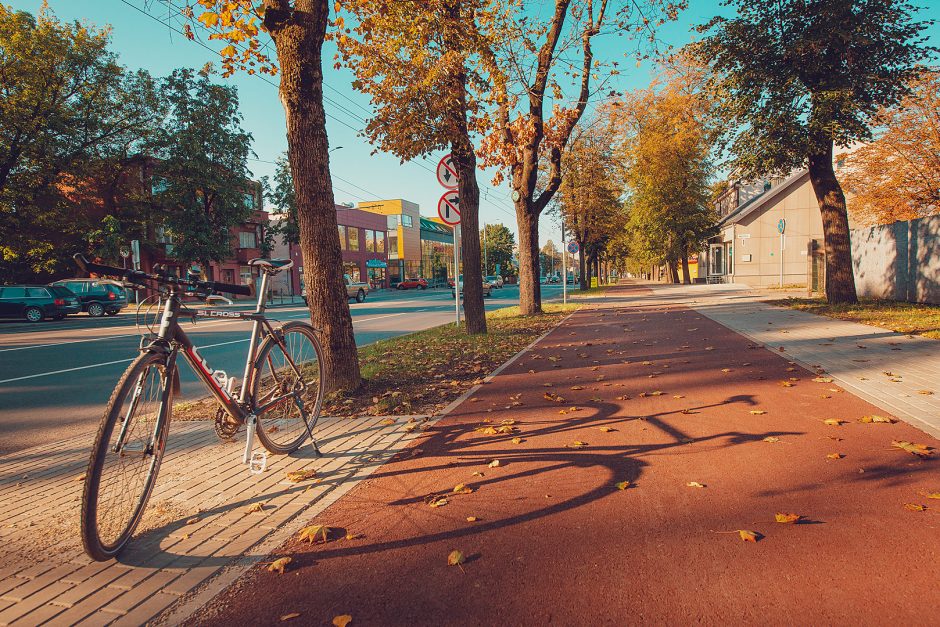 Ilgiausioje Kauno gatvėje – naujas dviračių takas