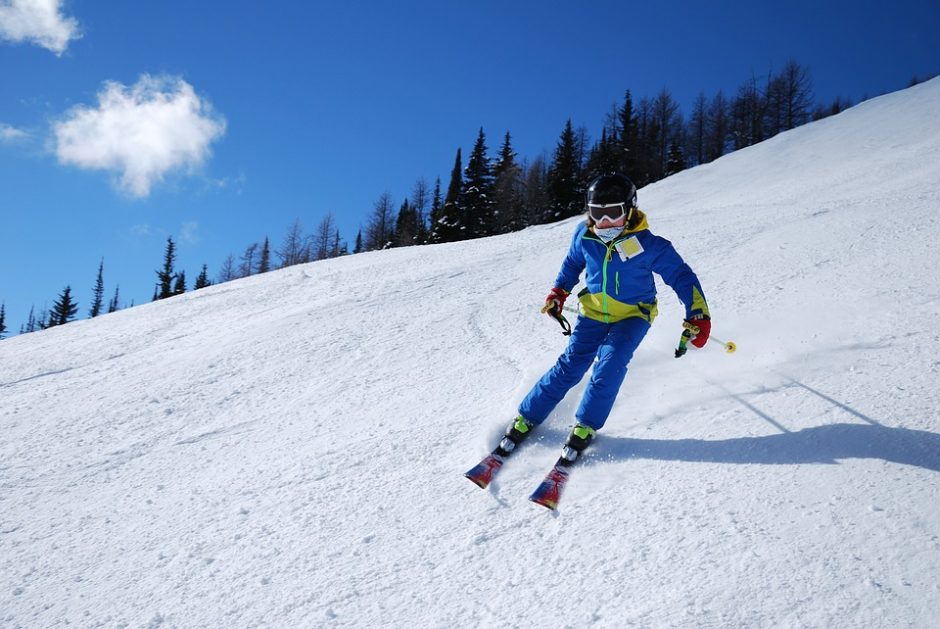 Tarptautinę sniego dieną ragina užsiimti žiemos sportu