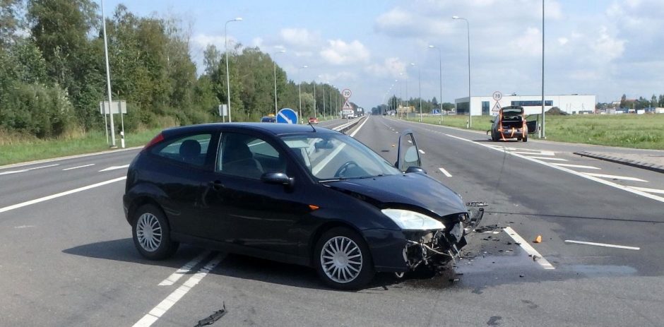Šokiruojantis girtumas: Kauno rajone avariją sukėlęs vairuotojas įpūtė 5,8 promilės