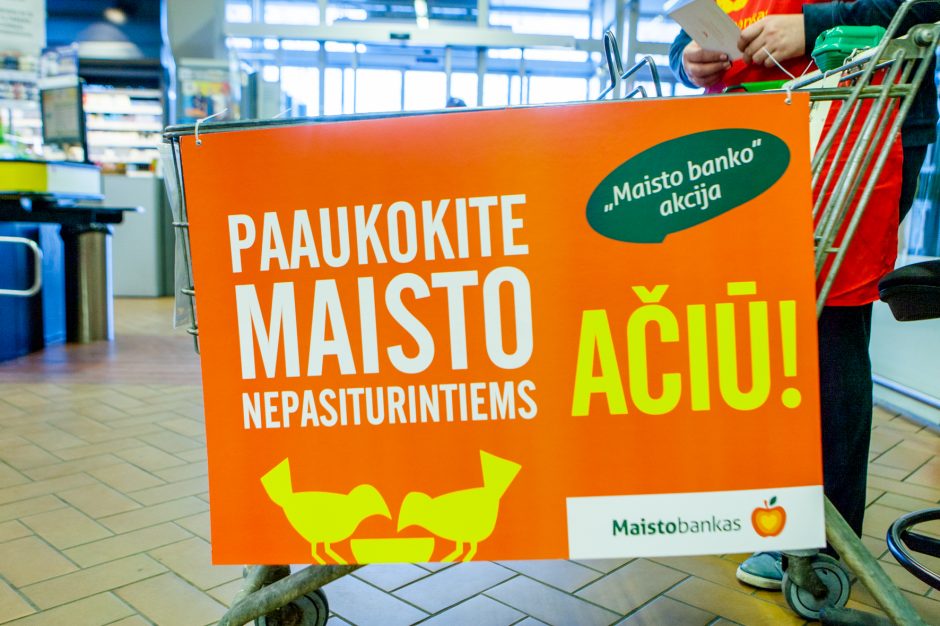 Kauniečius įtraukė aukojimo akcija: negailėjo ir krepšių, pilnų produktų