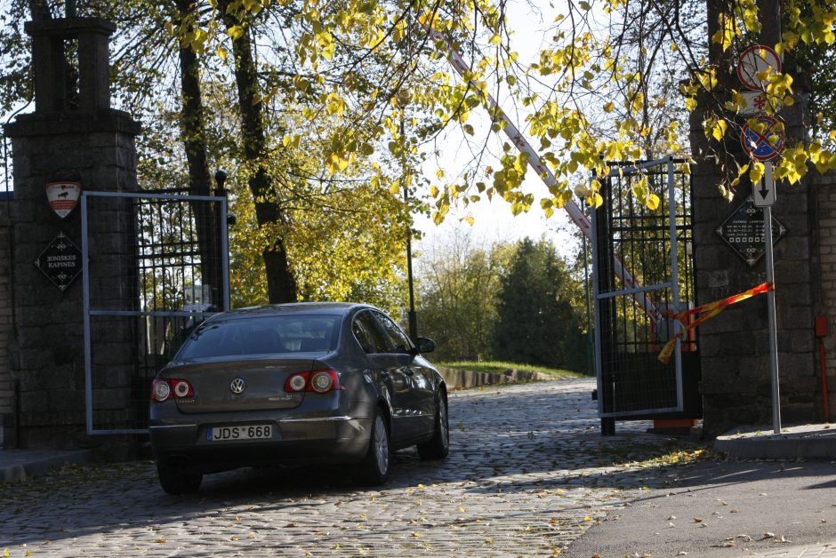 Klaipėdos kapines saugos užkardai