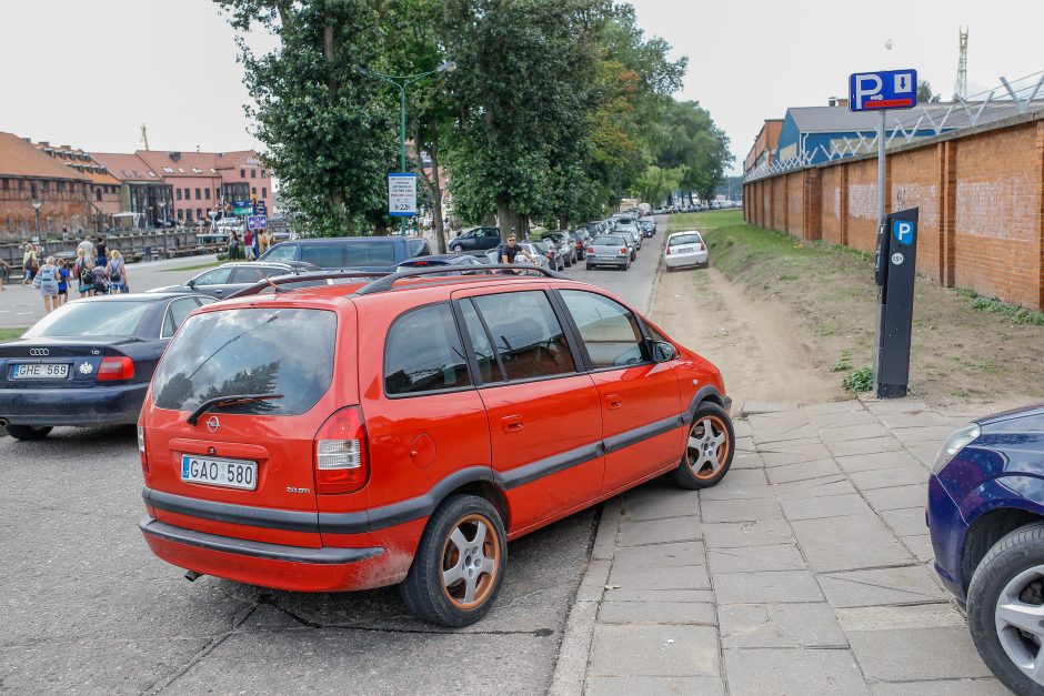 Senosios Smiltynės perkėlos link – vairuotojų savivalė