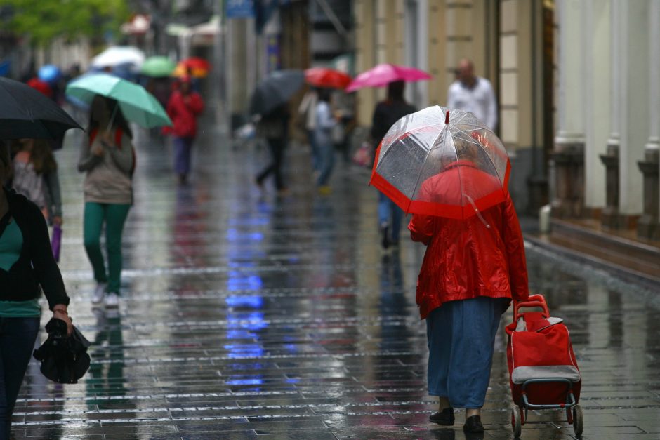Sekmadienis Vilniuje lietingas ir vėsus