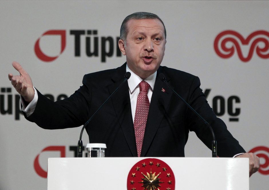 Turkijos prezidentas giria teisinį procesą prieš jo oponentus