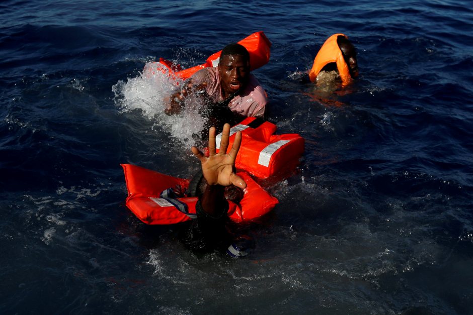 Prie Libijos krantų išgelbėta beveik pustrečio tūkstančio migrantų, dalis nuskendo