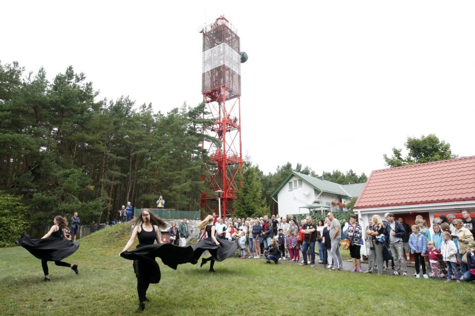 70 metų sulaukęs Šventosios švyturys įsileido smalsuolius