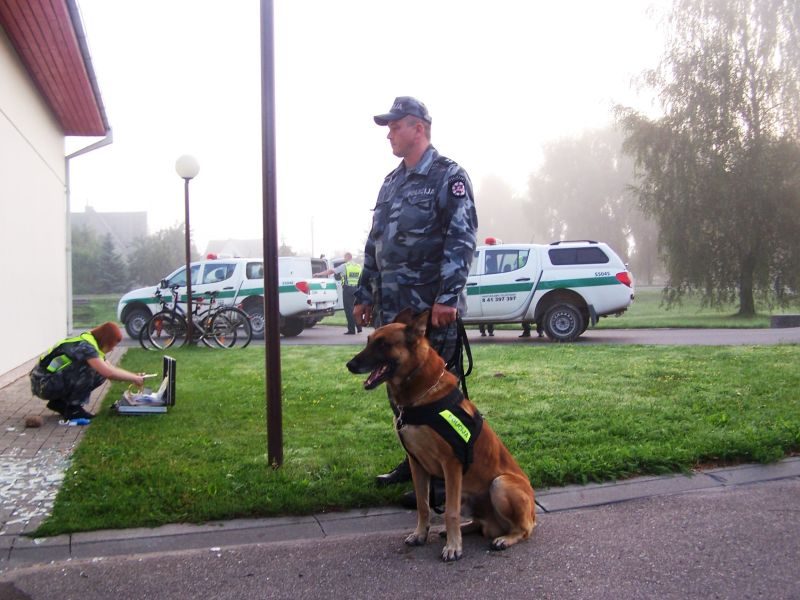 Policijos šuo padėjo surasti pasiklydusį grybautoją