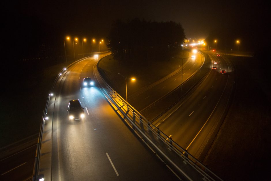 Būkite atsargūs: automobilių vagysčių banga iš Latvijos gali pasiekti Lietuvą