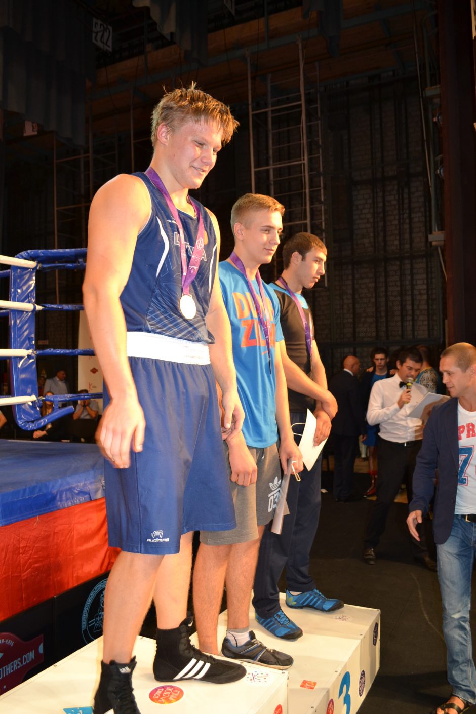 Lietuviams medalius įteikė bokso legenda V. Kličko