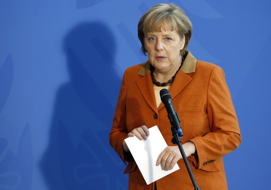 Vokietijos kanclerė: „Islamo valstybė“ kelia žiauriausią grėsmę regionui