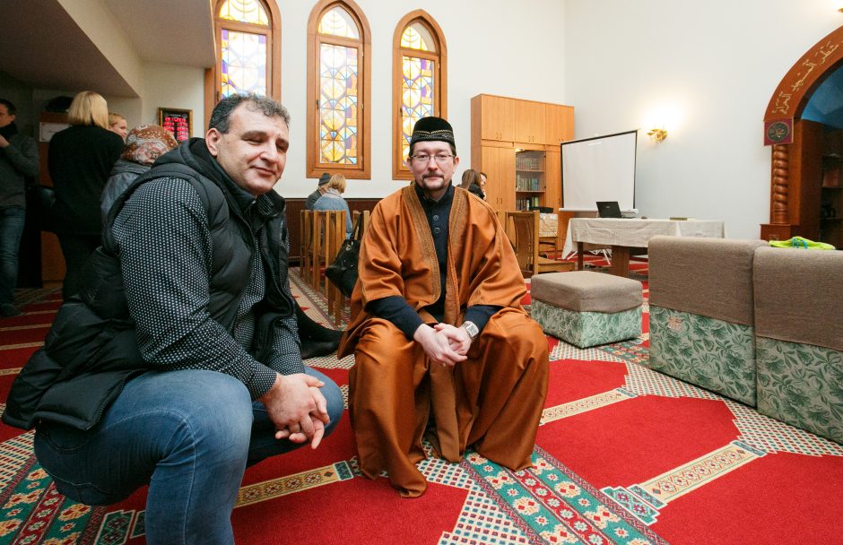 Atvirų durų dieną Kauno mečetėje – asmeninės istorijos
