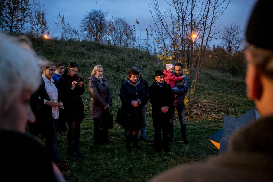 Uždegė žvakutes už forte žuvusius kauniečius