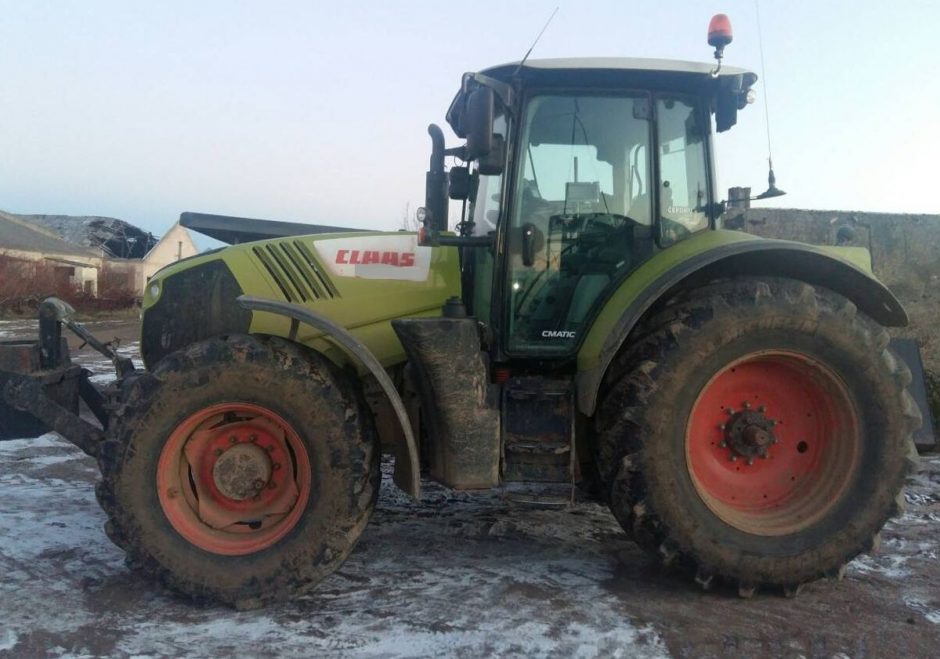 Kėdainių rajone rasti Lietuvoje ir užsienyje pavogti traktoriai