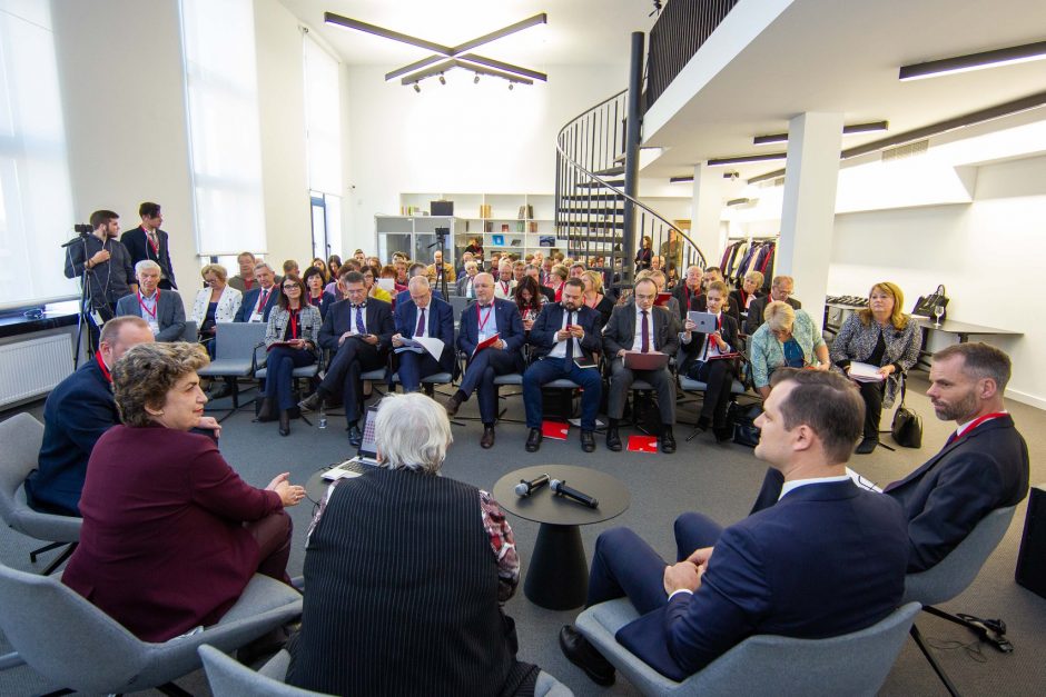 Europos socialdemokratai Vilniuje diskutavo apie kairiųjų ateitį