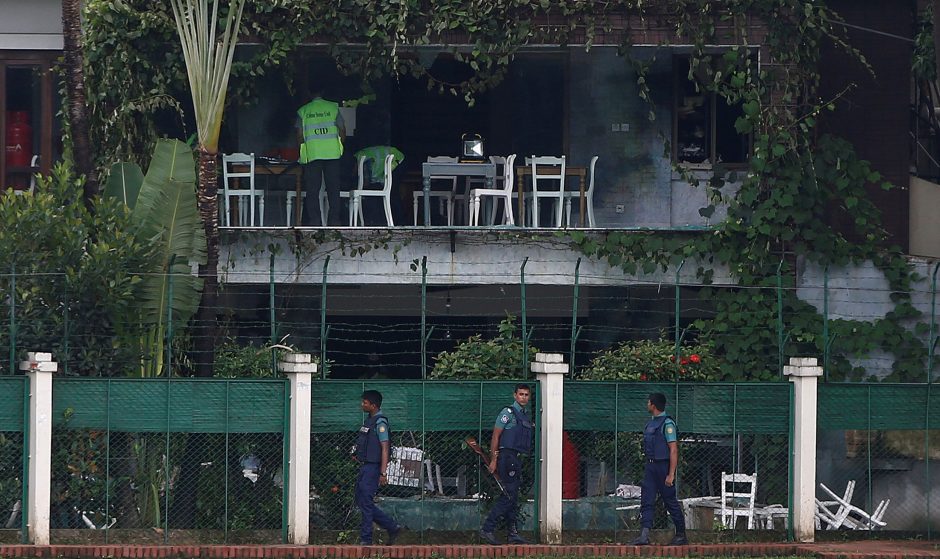Bangladešo policija nukovė išpuolio Dakos kavinėje sumanytoją