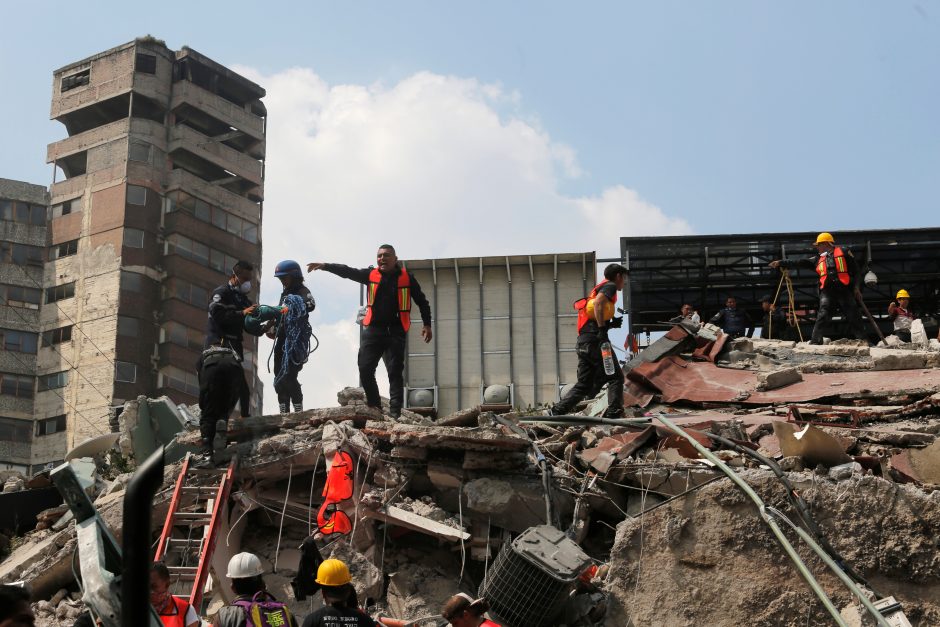 Stiprus žemės drebėjimas Meksikoje