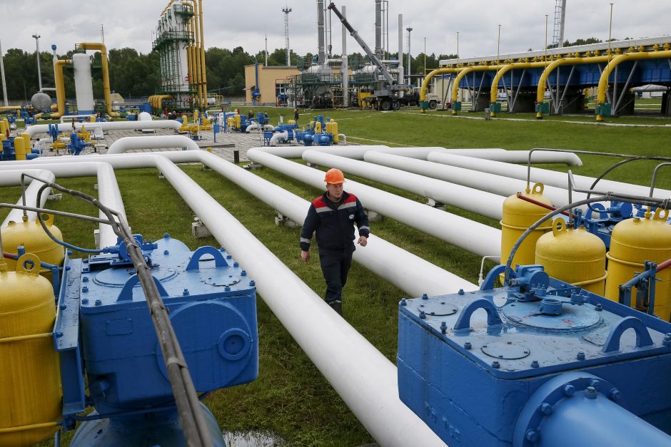 Vyriausybė dar neapsisprendė, ar skųs EK sprendimą dėl „Gazprom“