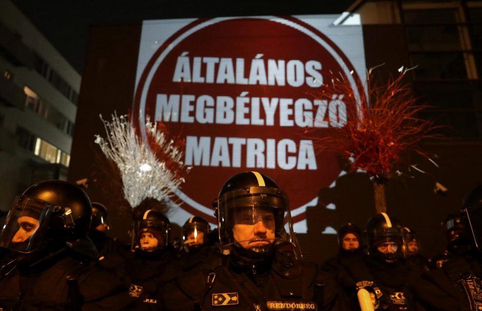 Vengrijos visuomeninį transliuotoją užgriuvo protestų banga