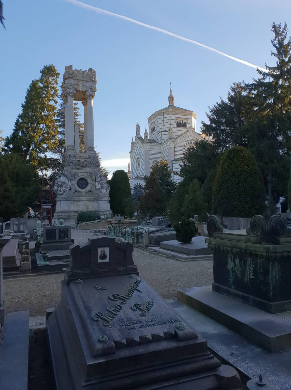 Muziejus po atviru dangumi Milane: kapinės, kuriose net mirtis neatrodo baisi
