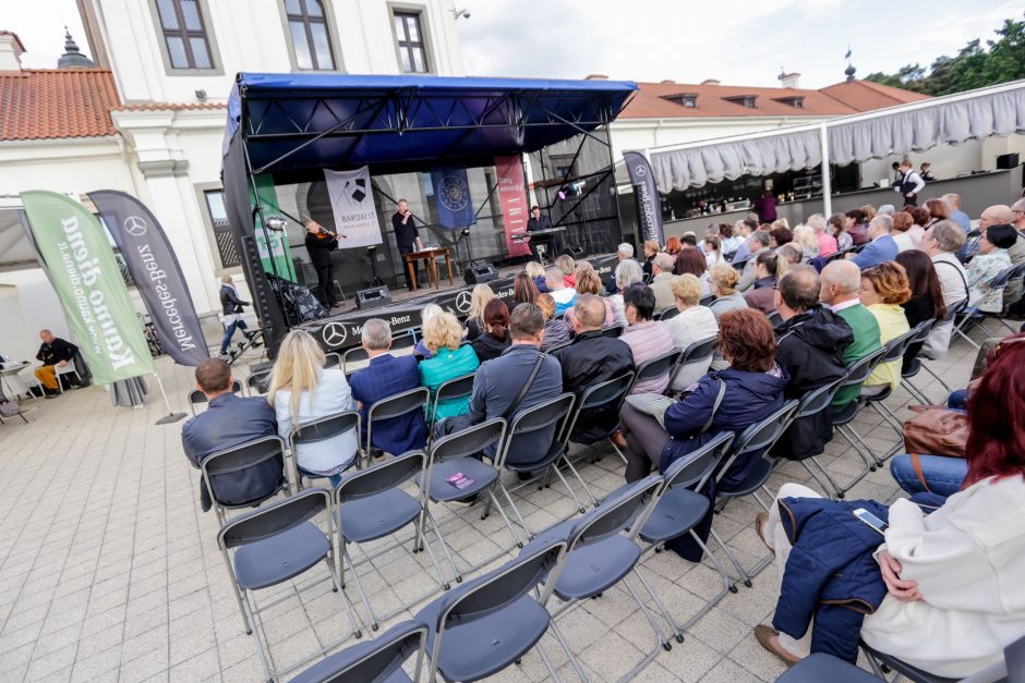 Į pasimatymus su muzika vėl kvies „Pažaislio liepų alėjos vakarai“