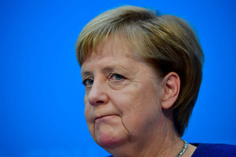 A. Merkel – raginimas keisti kryptį dėl dujotiekio su Rusija projekto